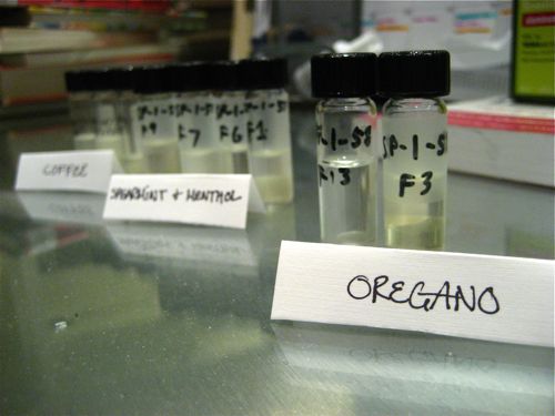 Cherry Instruments Vials Coffee, Spearmint & Menthol oil, & Oregano oil separated into different flavor notes using Countercurrent Chromatography